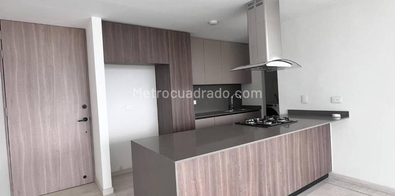 Piso – AMCO, Area Metropolitana Centro Occidente - Más
