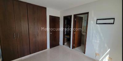 Casa en venta en La Villa, Pereira · foto 3 de 11