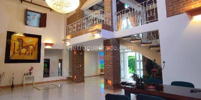Casa de 5 alcobas en venta en Cerritos, Pereira, 600 m² · foto 12 de 16