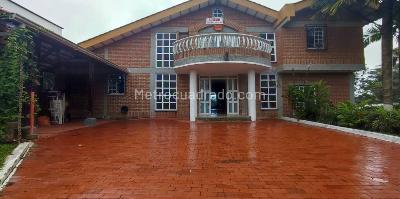 Casa de 5 alcobas en venta en Cerritos, Pereira, 600 m² · foto 2 de 16