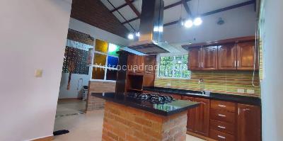 Casa de 5 alcobas en venta en Cerritos, Pereira, 600 m² · foto 9 de 16