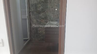 Apartamento de 3 alcobas en venta en Granadas, Bucaramanga, 100 m² · foto 15 de 19