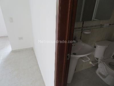 Apartamento de 3 alcobas en venta en Nuevo Sotomayor, Bucaramanga, 70 m² · foto 7 de 17