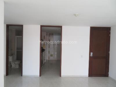 Apartamento de 3 alcobas en venta en Nuevo Sotomayor, Bucaramanga, 70 m² · foto 3 de 17