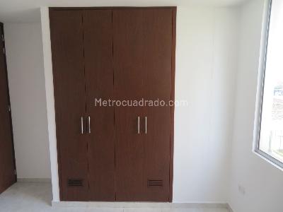 Apartamento de 3 alcobas en venta en Nuevo Sotomayor, Bucaramanga, 70 m² · foto 6 de 17