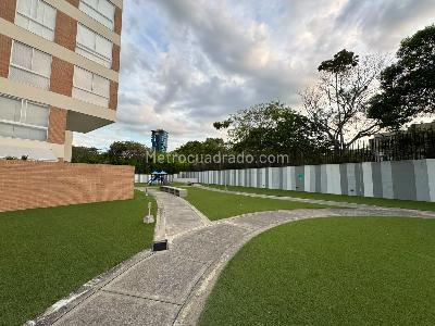 Apartamento de 3 alcobas en venta en Ciudad Jardin, Cali, 142 m² · foto 2 de 20