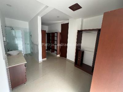 Casa de 4 alcobas en venta en Pance, Cali, 303 m² · foto 4 de 20