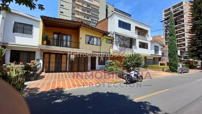 Spacious House with Great Potential in Velodromo