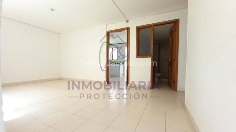 Casa Amplia con Gran Potencial en El Velódromo - 6