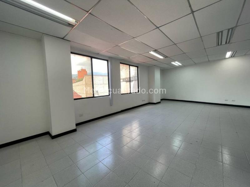 Oficina en Arriendo, Laureles, Medellín – další