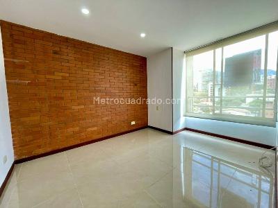 Apartamento de 2 alcobas en arriendo en Patio Bonito, Medellín, 60 m² · foto 4 de 20