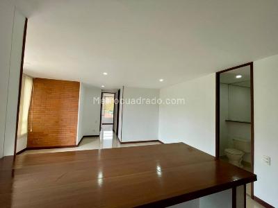Apartamento de 2 alcobas en arriendo en Patio Bonito, Medellín, 60 m² · foto 11 de 20