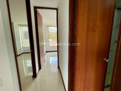 Apartamento de 2 alcobas en arriendo en Patio Bonito, Medellín, 60 m² · foto 13 de 20