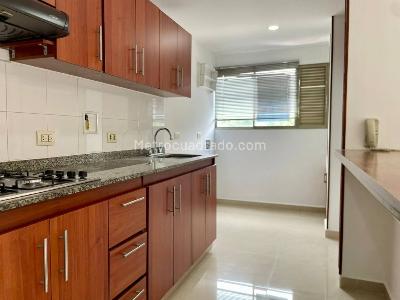 Apartamento de 2 alcobas en arriendo en Patio Bonito, Medellín, 60 m² · foto 15 de 20