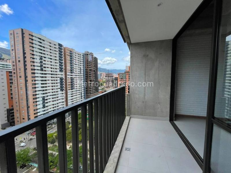 Piso – Medellín, Colombia, El Poblado - Vista 2