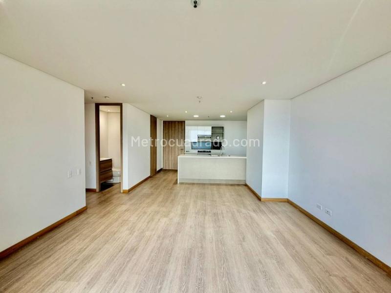 Piso – Medellín - Más
