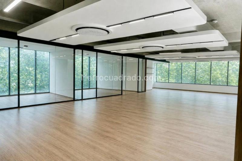 Oficina en Arriendo, Laureles, Medellín - Vista 2