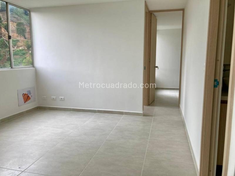 New 2BR Apartment in Maria Auxiliadora, Sabaneta - 4
