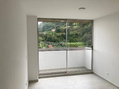 Apartamento de 2 alcobas en arriendo en Maria Auxiliadora, Sabaneta, 60 m² · foto 11 de 20