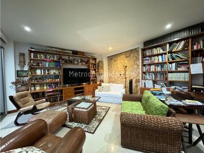 Casa de 4 alcobas en venta en Cristales, Cali, 475 m² · foto 9 de 20