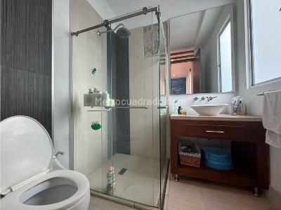 Apartamento de 3 alcobas en venta en Normandia, Cali, 256 m² · foto 18 de 20
