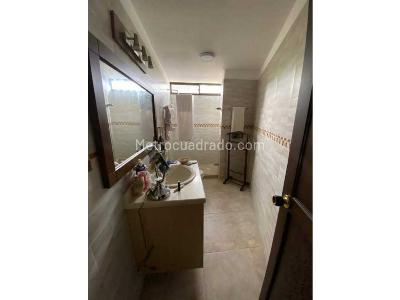 Apartamento en venta en Prados Del Norte, Cali · foto 10 de 10