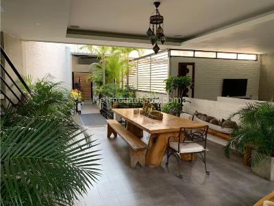 Casa de 4 alcobas en venta en Santa Teresita, Cali, 550 m² · foto 16 de 20