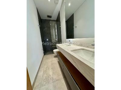 Apartamento de 3 alcobas en venta en Bellavista, Cali, 250 m² · foto 19 de 20