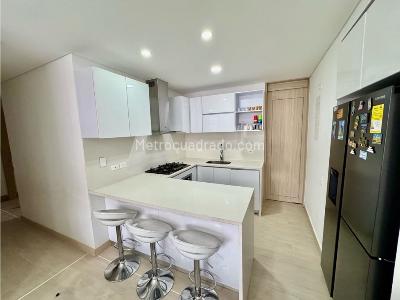 Apartamento de 3 alcobas en venta en Cristales, Cali, 107 m² · foto 9 de 20