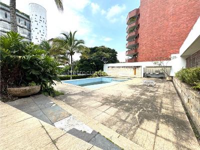 Casa de 5 alcobas en venta en La Arboleda, Cali, 1200 m² · foto 14 de 20