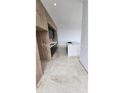 Apartamento de 3 alcobas en venta en Santa Monica, Cali, 217 m² · foto 4 de 20