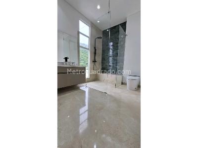 Apartamento de 3 alcobas en venta en Santa Monica, Cali, 217 m² · foto 18 de 20