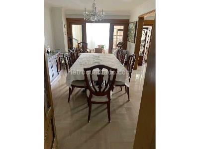 Apartamento de 3 alcobas en venta en Normandia, Cali, 260 m² · foto 2 de 20