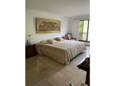 Apartamento de 3 alcobas en venta en Normandia, Cali, 260 m² · foto 11 de 20