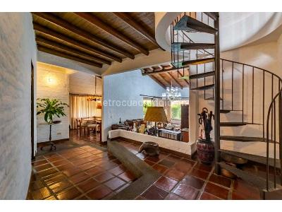 Casa de 4 alcobas en venta en Ciudad Jardin, Cali, 342 m² · foto 2 de 20