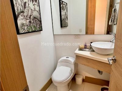 Apartamento de 3 alcobas en venta en Bellavista, Cali, 135 m² · foto 8 de 20