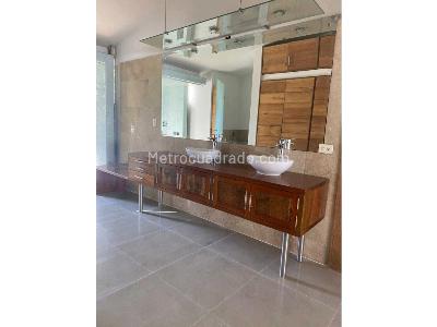 Casa de 4 alcobas en venta en La Flora, Cali, 400 m² · foto 8 de 20