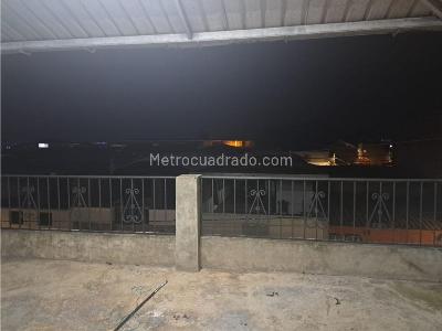 Casa de 5 alcobas en venta en El Bosque, Palmira, 212 m² · foto 2 de 20