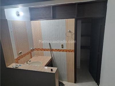 Casa de 5 alcobas en venta en El Bosque, Palmira, 212 m² · foto 10 de 20