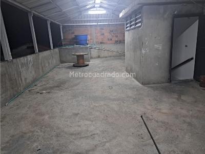 Casa de 5 alcobas en venta en El Bosque, Palmira, 212 m² · foto 17 de 20