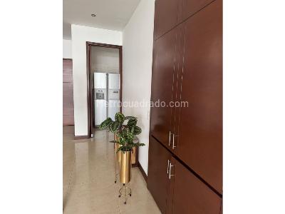 Apartamento de 2 alcobas en venta en Santa Teresita, Cali, 150 m² · foto 10 de 10