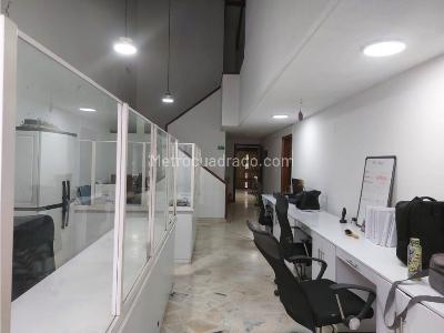Casa de 3 alcobas en venta en La Flora, Cali, 260 m² · foto 19 de 20