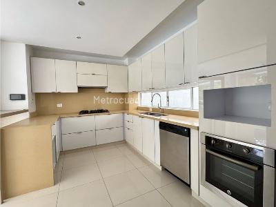 Apartamento de 3 alcobas en venta en Normandia, Cali, 183 m² · foto 9 de 20