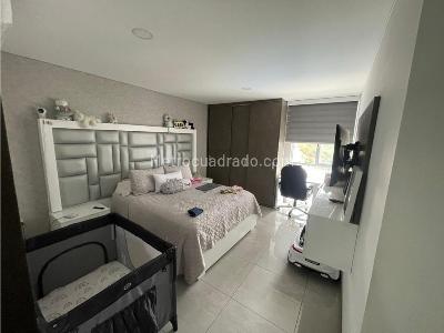 Apartamento de 3 alcobas en venta en Menga, Cali, 167 m² · foto 7 de 20