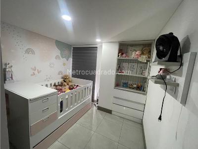 Apartamento de 3 alcobas en venta en Menga, Cali, 167 m² · foto 9 de 20