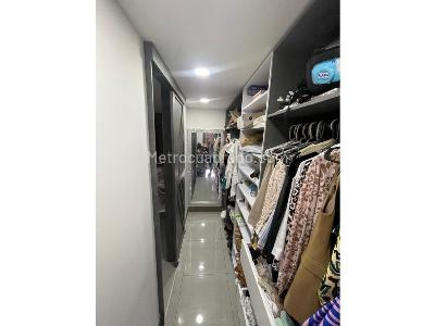 Apartamento de 3 alcobas en venta en Menga, Cali, 167 m² · foto 14 de 20