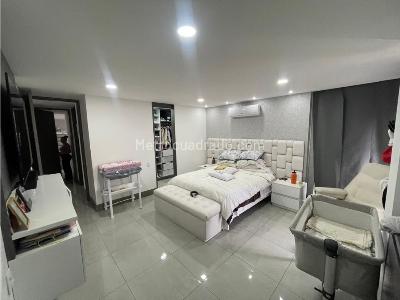 Apartamento de 3 alcobas en venta en Menga, Cali, 167 m² · foto 18 de 20