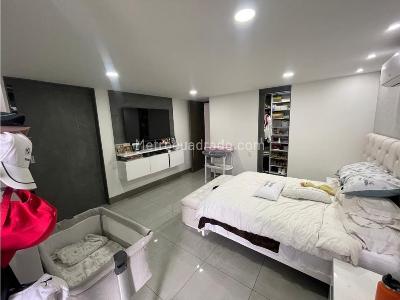 Apartamento de 3 alcobas en venta en Menga, Cali, 167 m² · foto 19 de 20