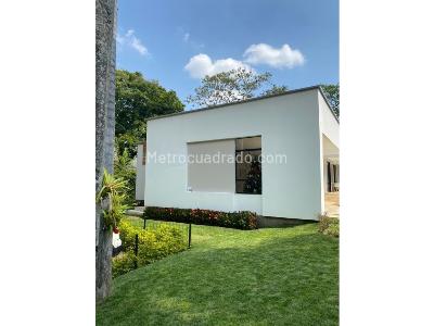 Casa de 3 alcobas en venta en Aguacatal, Cali, 270 m² · foto 3 de 9