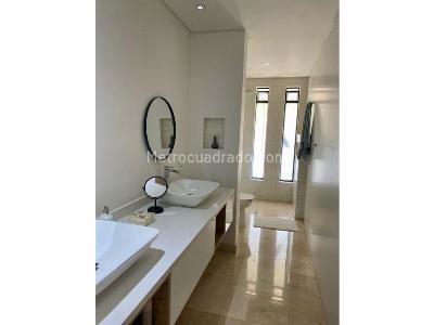 Casa de 3 alcobas en venta en Aguacatal, Cali, 270 m² · foto 7 de 9